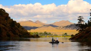 Missouri River Holiday Booking Reminder