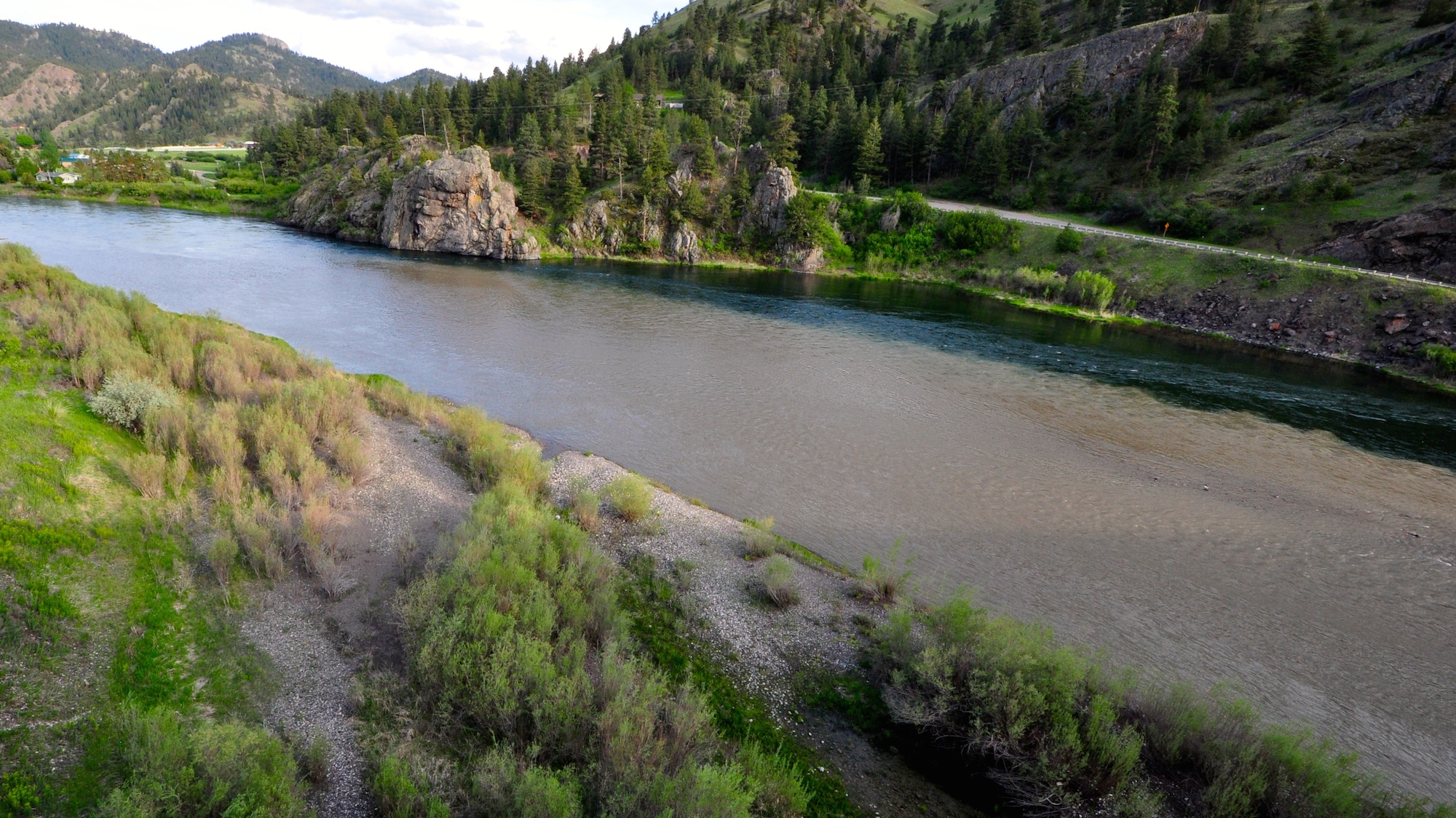 Missouri River April May Fly Fishing Forecast